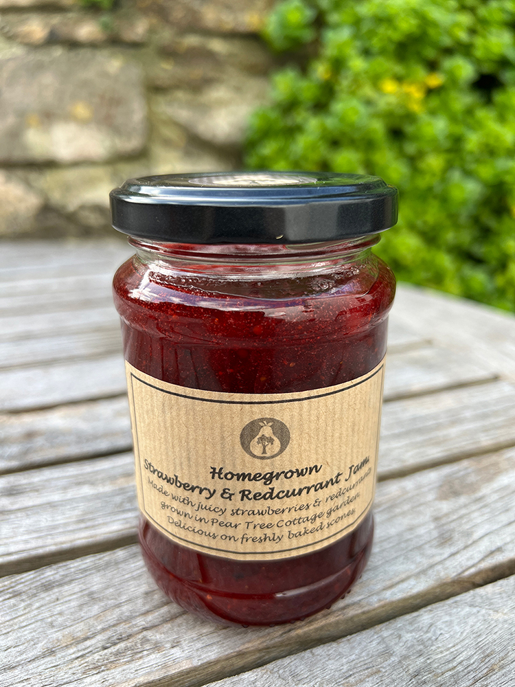 <span class="light">Strawberry</span> and Redcurrant Jam