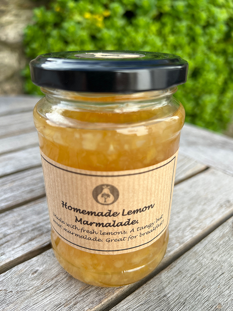 <span class="light">Lemon</span> Marmalade